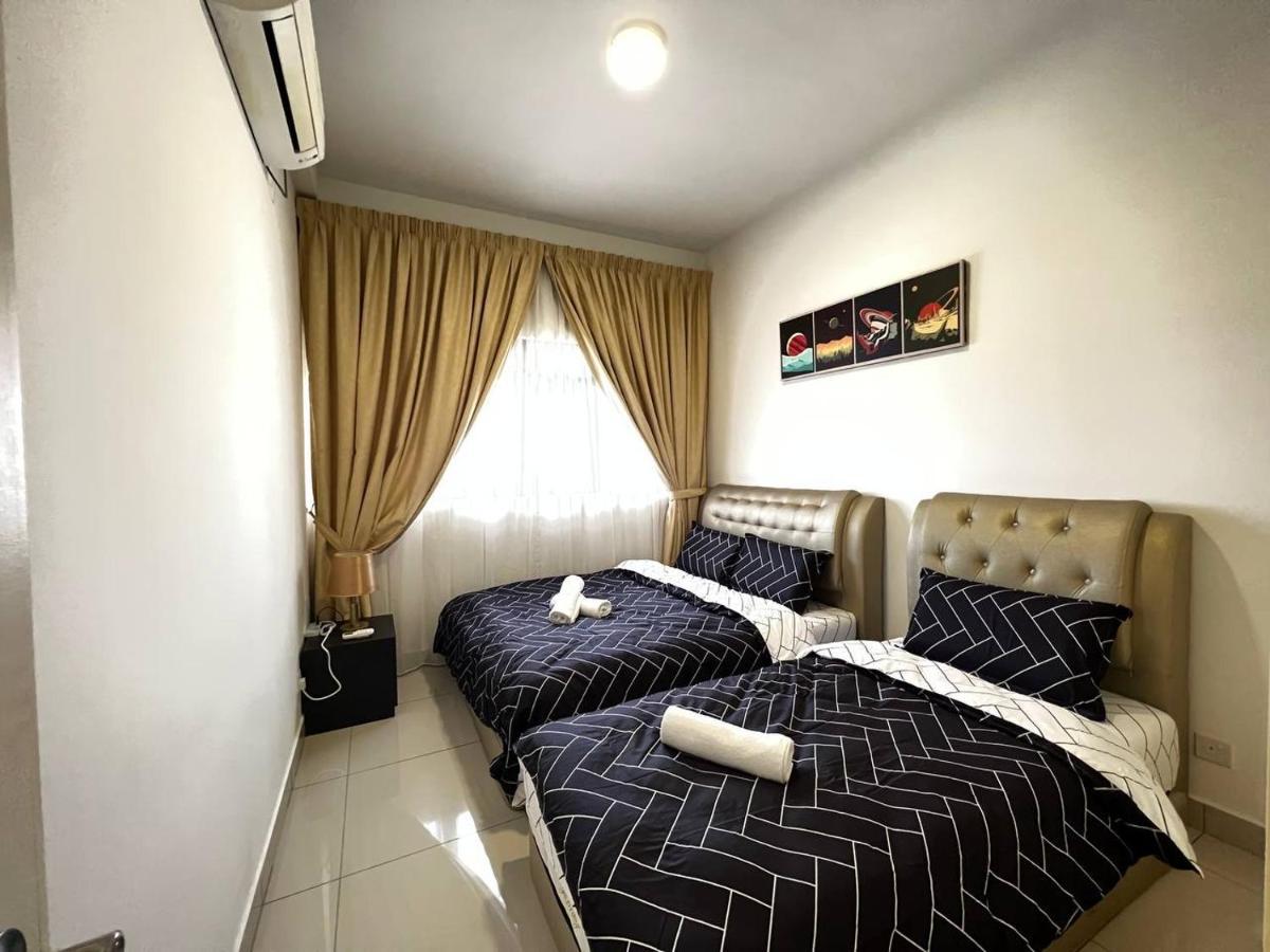Meridinmedini Familytrip 5Min To Legoland By Vdo Homestay Nusajaya  Dış mekan fotoğraf