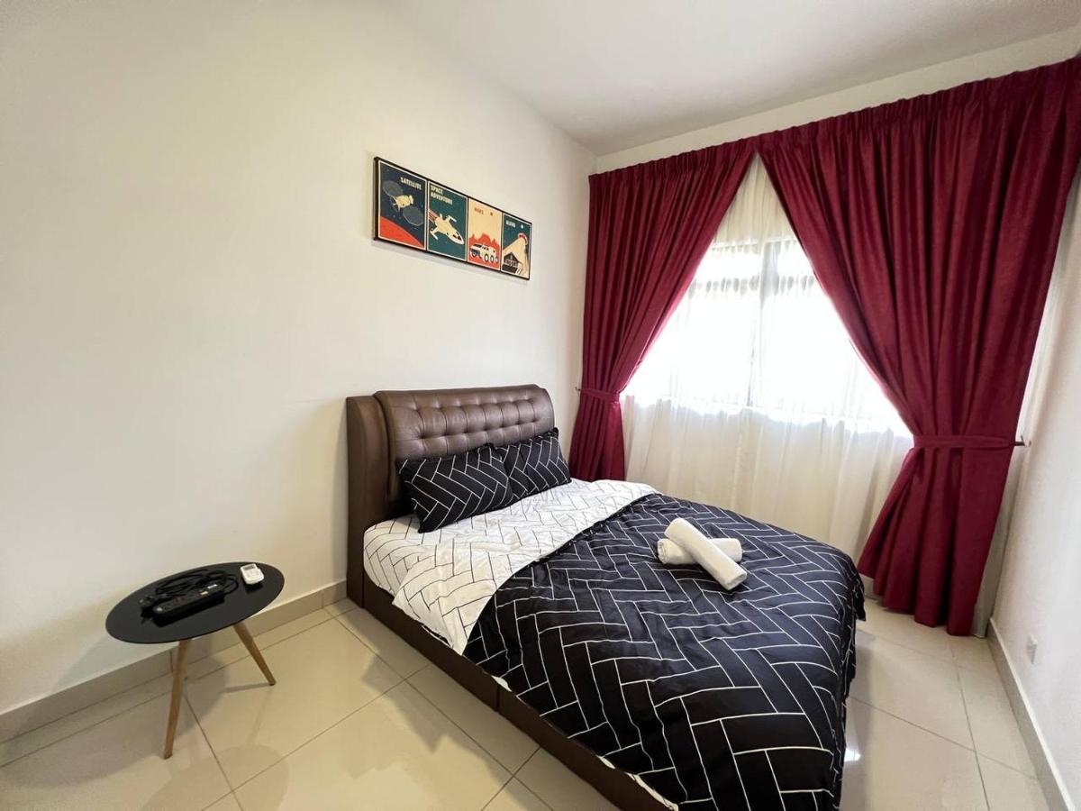 Meridinmedini Familytrip 5Min To Legoland By Vdo Homestay Nusajaya  Dış mekan fotoğraf